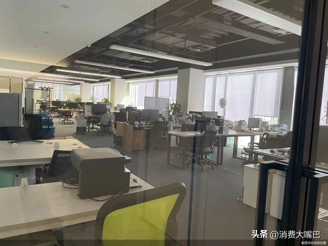 火灾背后，长峰医院究竟是一家什么样的医院？院长大专学历、研发支出不足销售费用的1/20、莆田系争议…