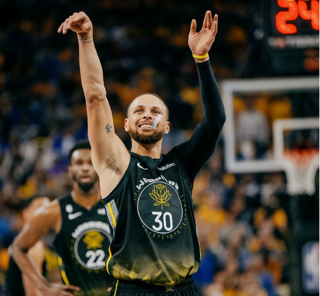 18年西决哈登库里数据对比,库里与哈登总决赛场均数据对比