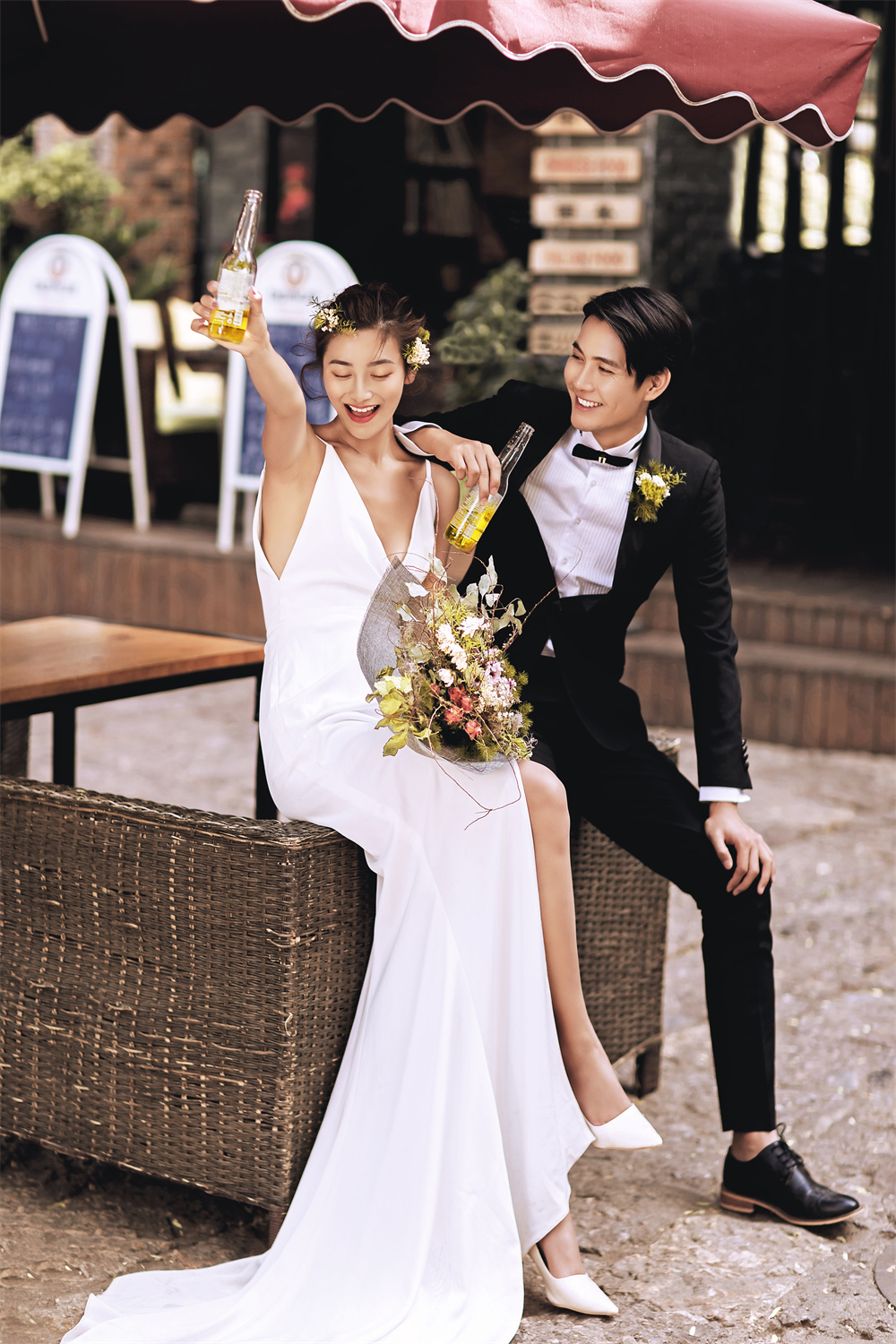 如何才能够拥有高品质丽江婚纱照,丽江拍婚纱照推荐风格