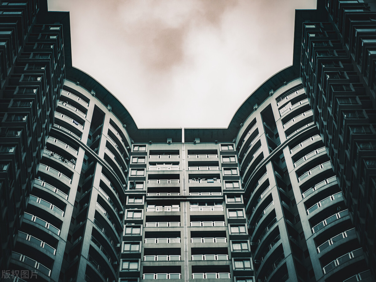 无限世界氛围,无限世界挣扎