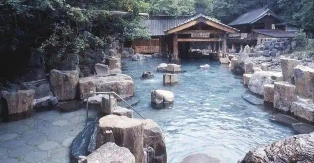 黄冈温泉度假村,武汉周边温泉旅游景点推荐