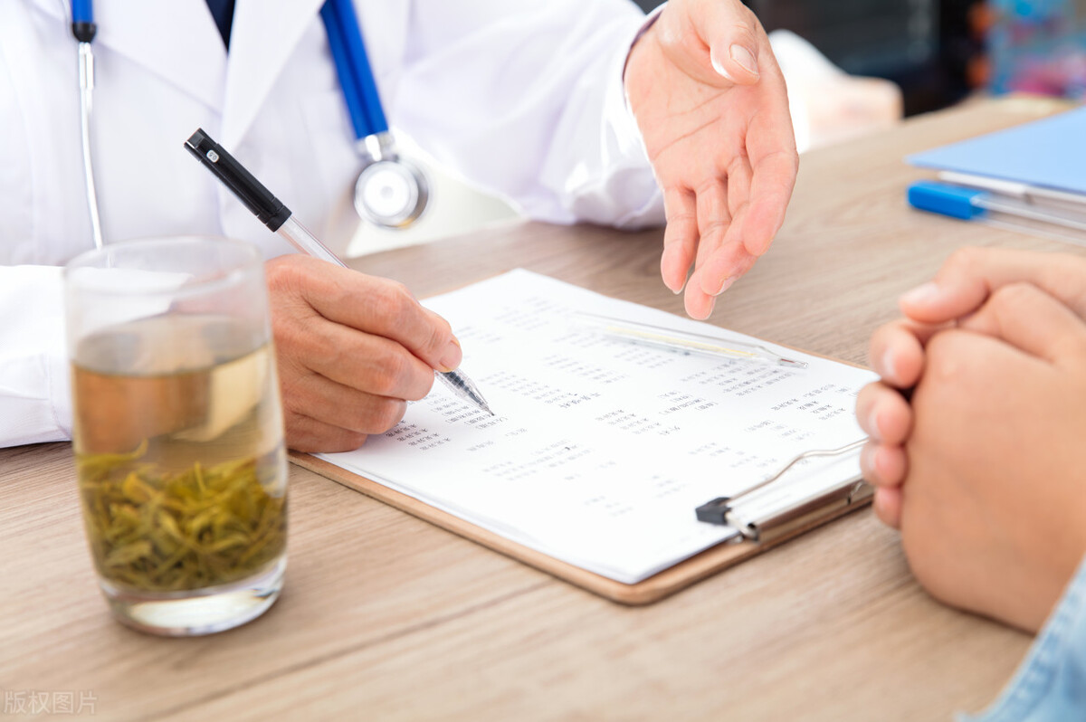 28岁女子同房后下腹部剧烈疼痛，医生查看后说：腹腔有积血需手术