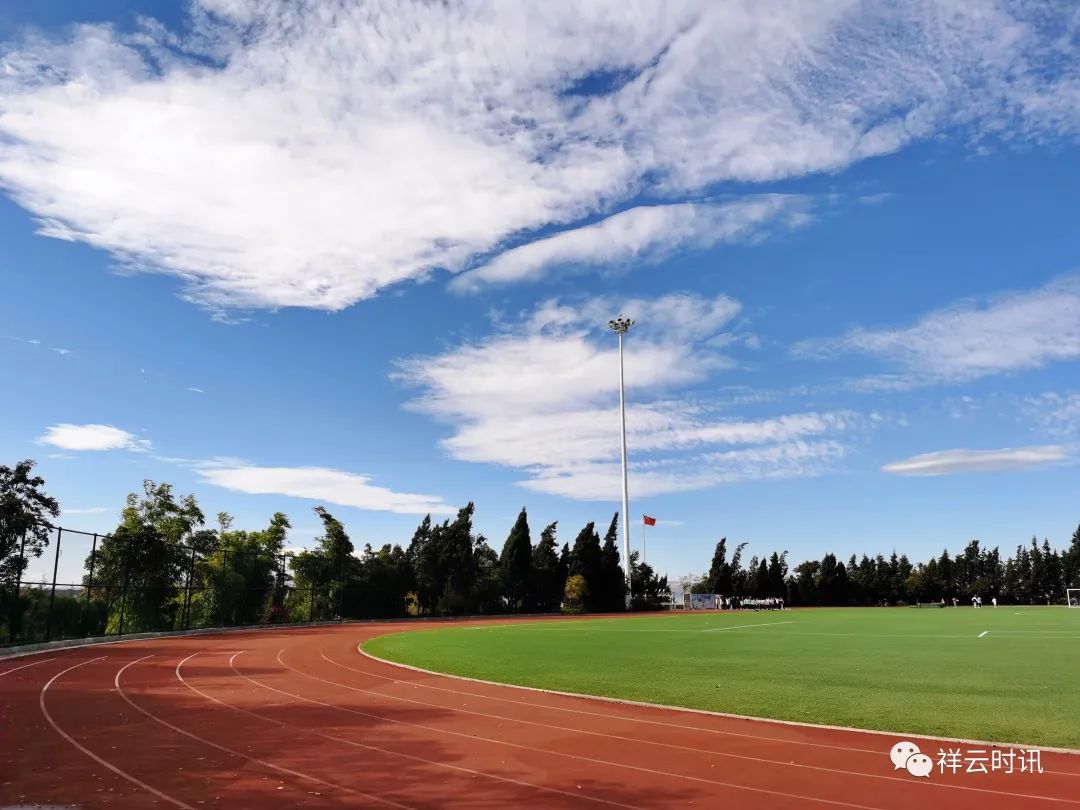 传承红色精神争做时代楷模,传承红色基因争做新时代标兵