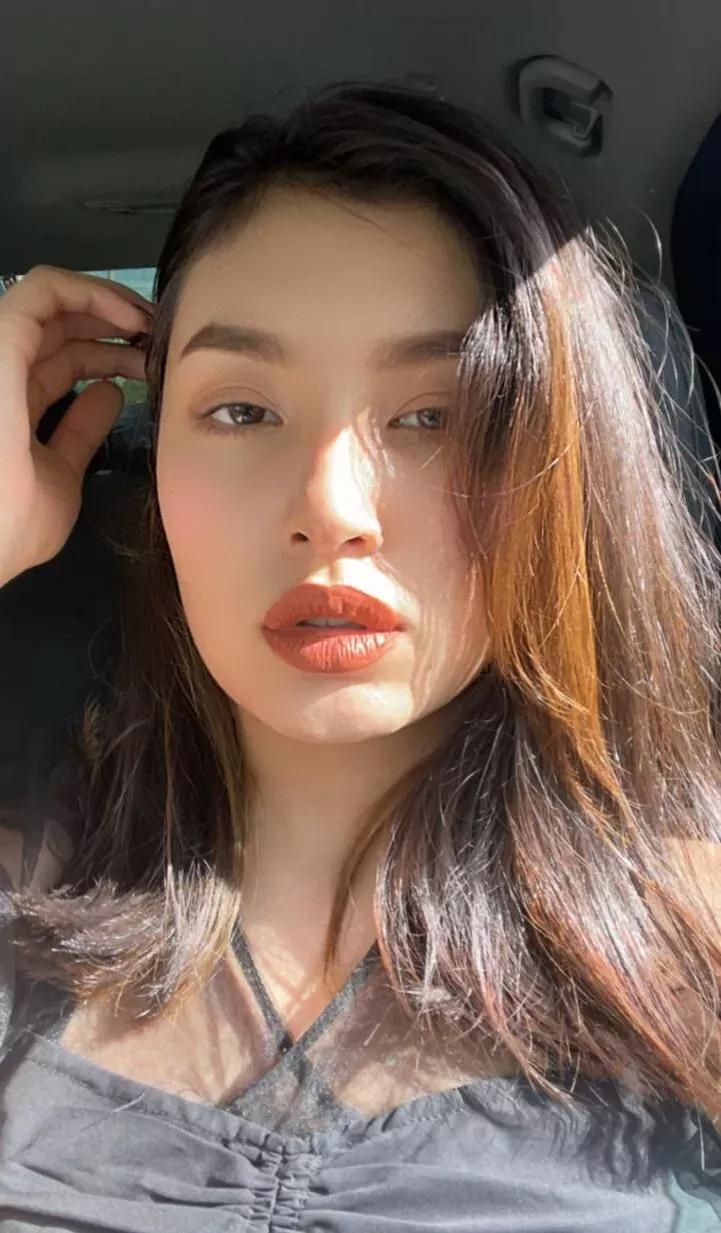 厚嘴唇的女生比较美,厚嘴唇女明星