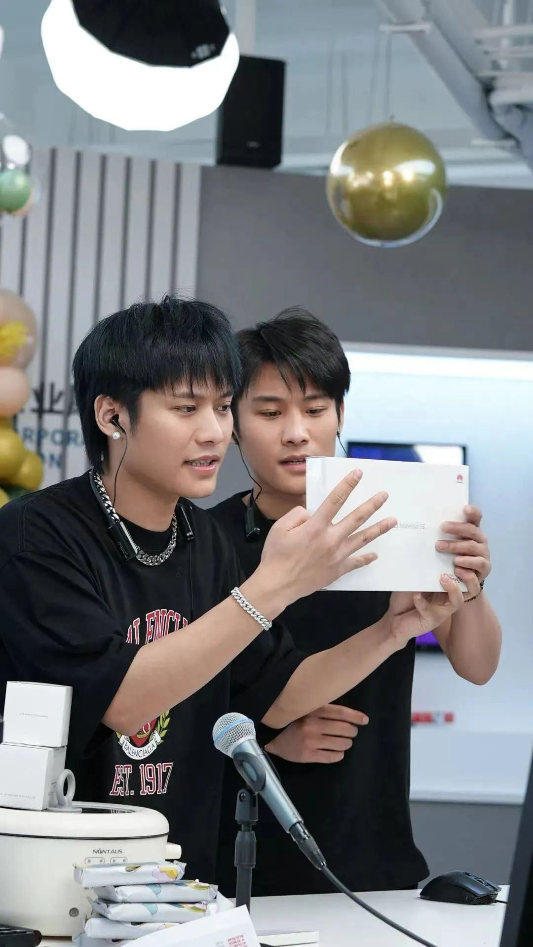 小杨哥在tiktok上挣多少钱,小杨哥宣布入局tiktok