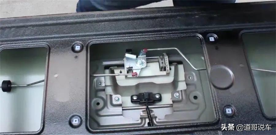 新能源车充电引起过载,新能源汽车充电过程中自己断电