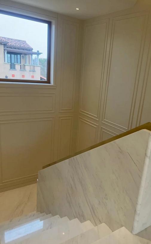 大理石网红楼梯效果图,最新流行大理石楼梯效果图