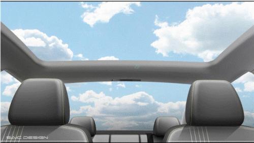 倒水打伞贴报纸,新能源车的天幕玻璃为何这么坑?车企:省钱啊