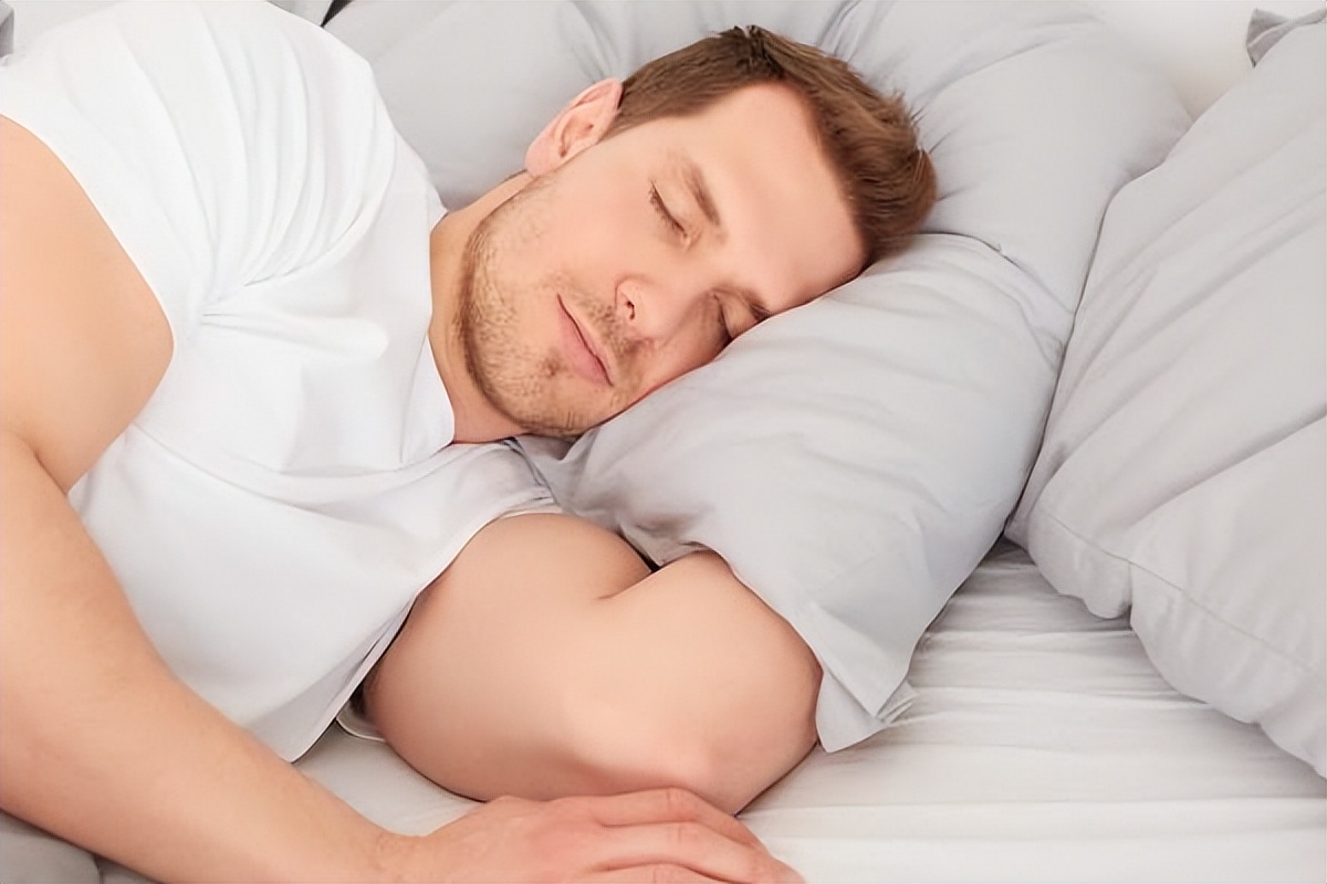 捐精时护士会提供额外帮助吗？男性真实分享：取精室也没有很色情