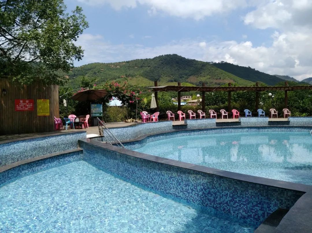 丹霞山阳元石风光,丹霞山那奇妙的景观