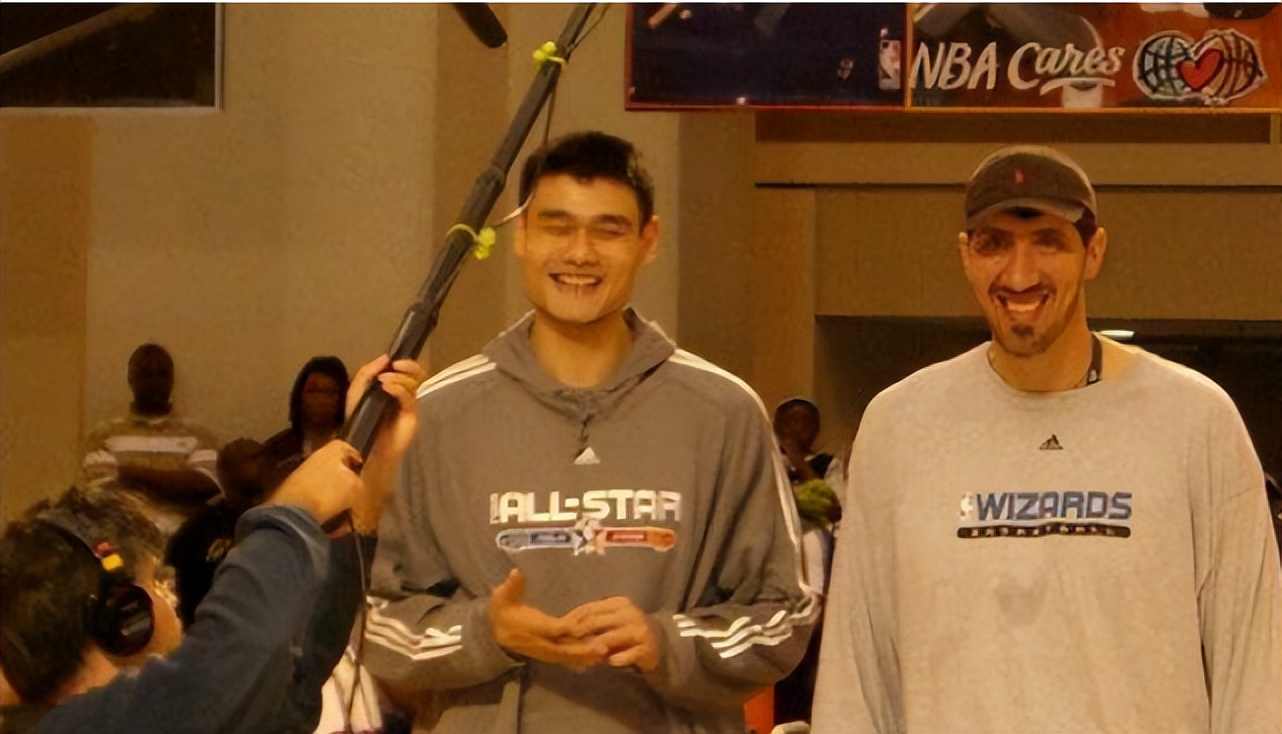 姚明目前身高多高,姚明现在身高有多高了