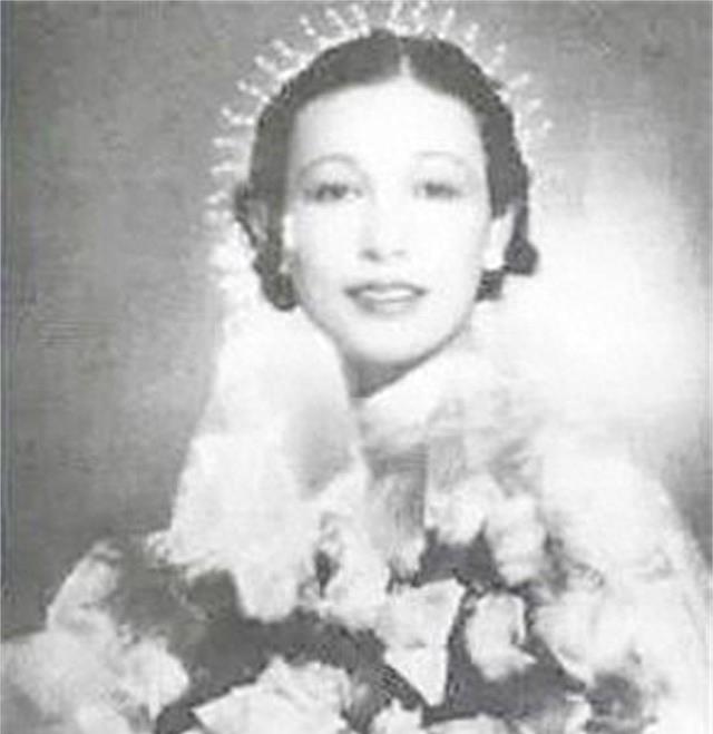 郭婉莹:曾因一双袜子要和未婚夫解除婚约,后遇渣男丈夫出轨寡妇