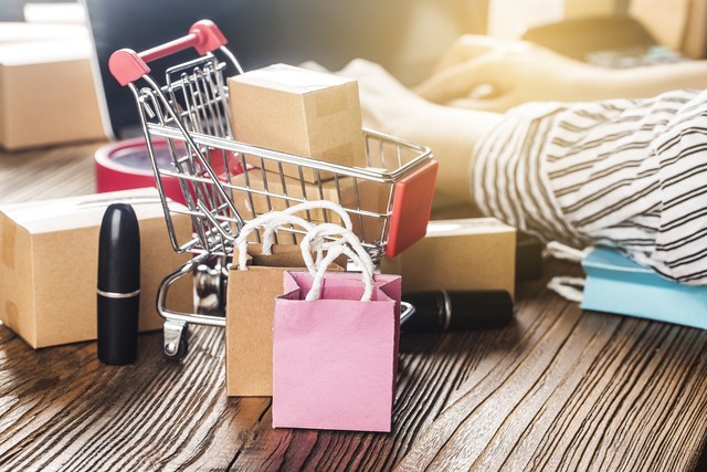 网购同一款商品质量不一样,网购同样的东西为什么价格不一样