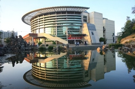 湖北医药学院科技学院,湖北医药学院医护学院