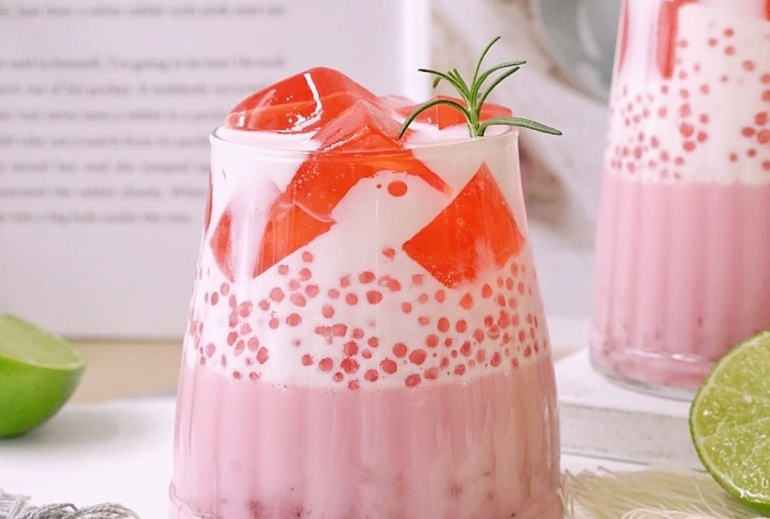 夏天来了喝一杯清凉的自制饮品,自己在家就能做出的清爽夏日饮品