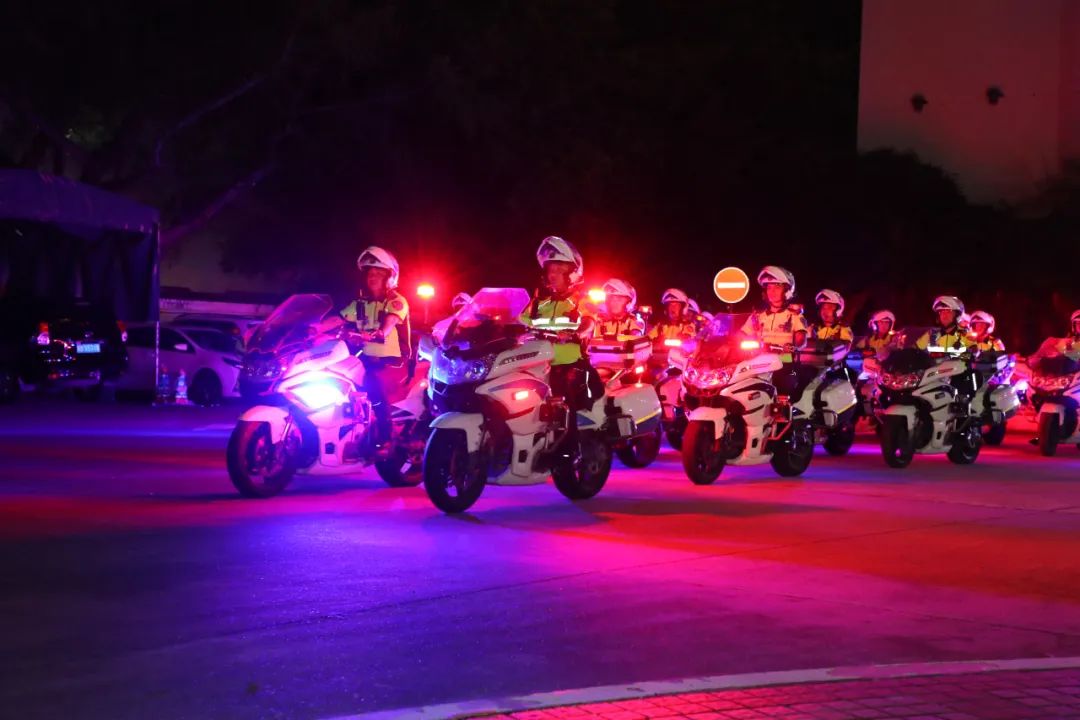 夏季行动丨吹响平安集结号！三亚市公安局启动夏夜治安巡查宣防第一次集中统一行动