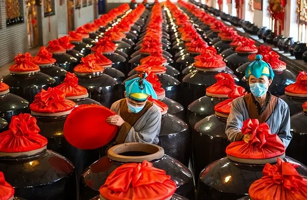 5斤醋240元原视频,女子吐槽山西旅游买5斤醋花240元