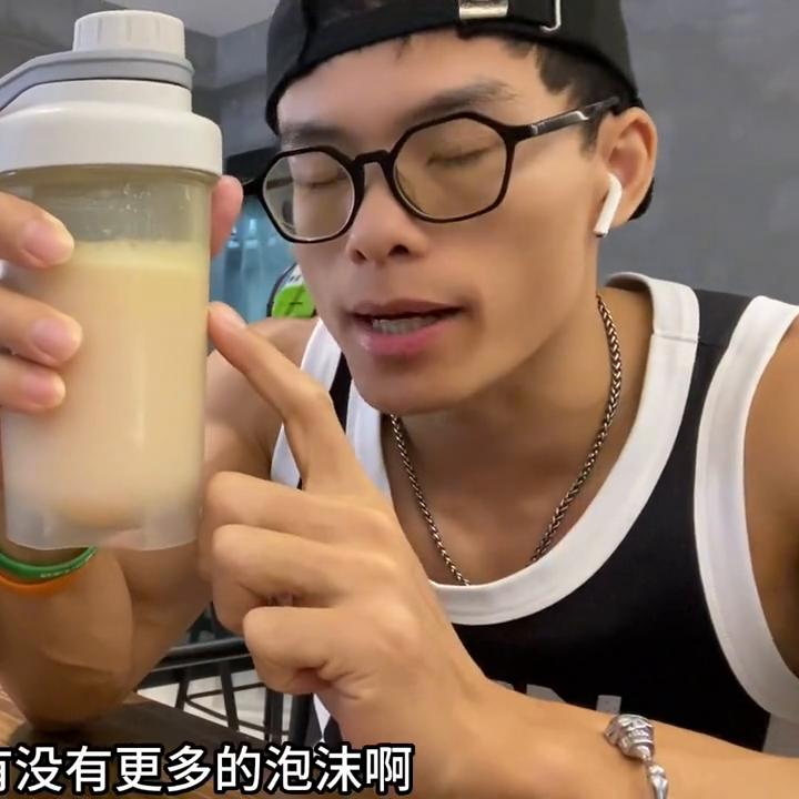 目前公认最好的增肌粉是哪种,增肌粉六星什么口味好喝