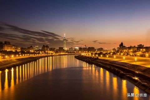 夫妻之间吵架有隔阂怎么相处,夫妻之间的隔阂妻子不愿意说