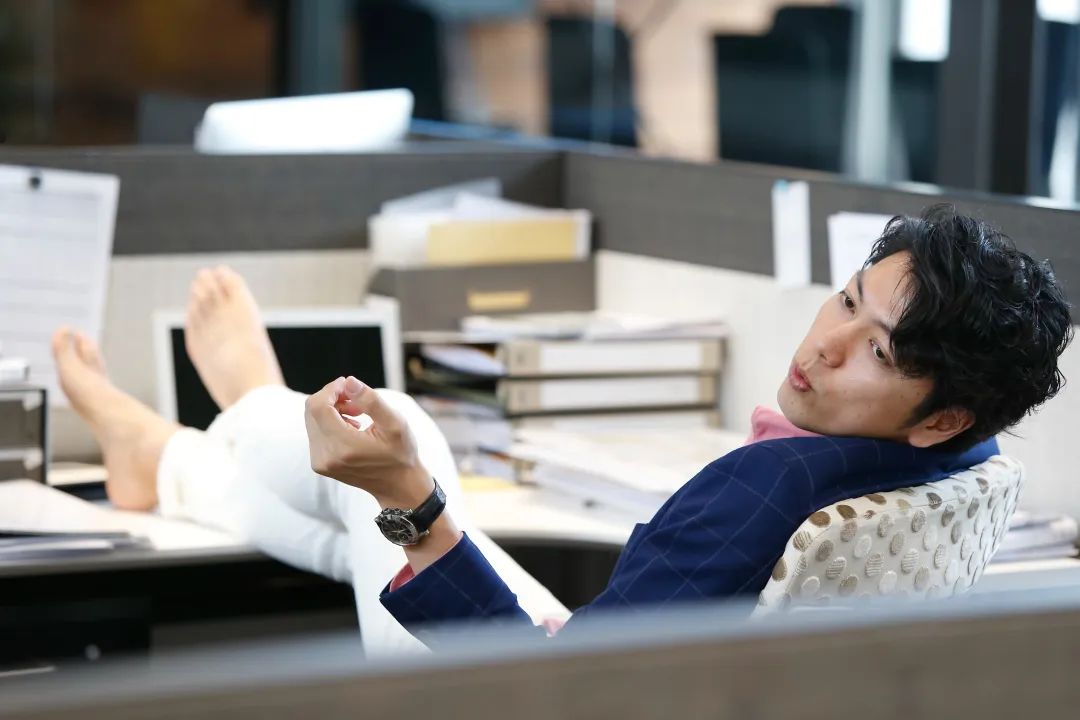 我在大厂找到了梦想岗位：不内卷，只“摸鱼”