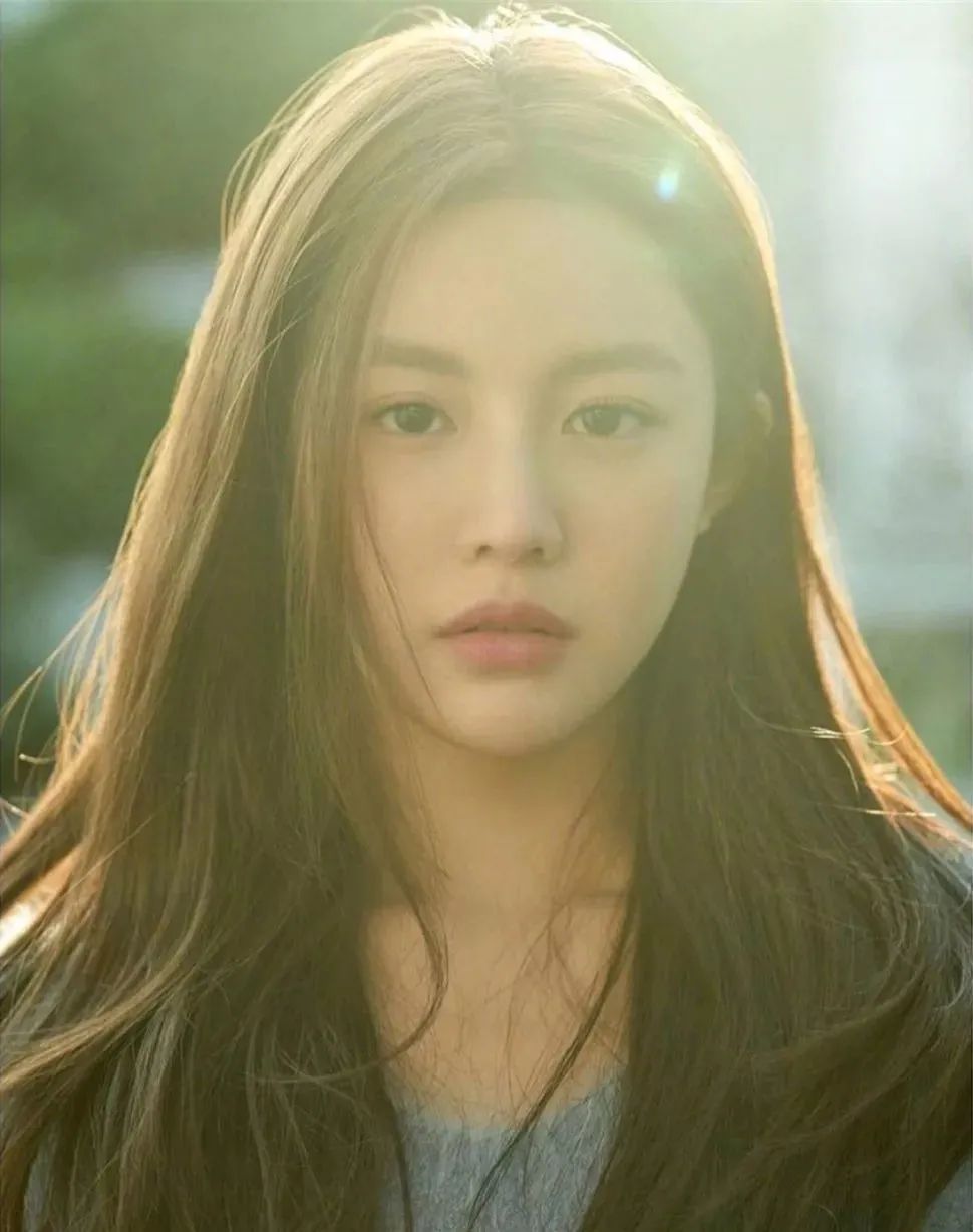 韩国女星全智贤巅峰颜值,小全智贤韩国高级脸