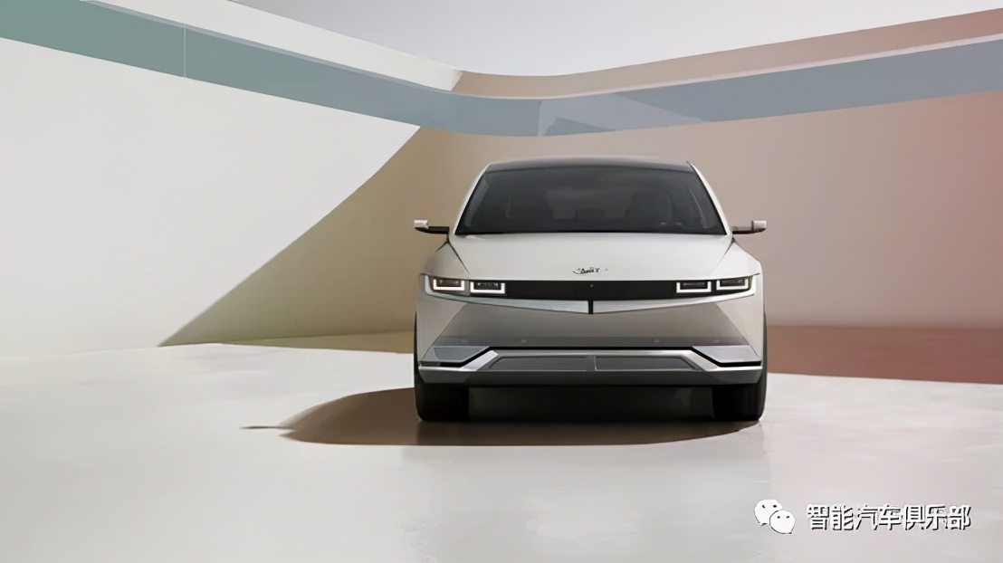 黑科技无线车载后视镜摄像头,车载电子后视镜摄像头