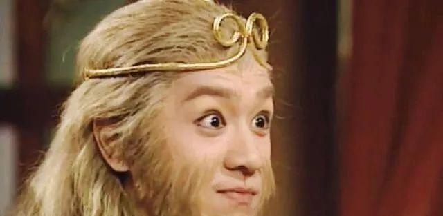 公然性骚扰19岁女星，发妻子裸照做人设，他恶心到家了