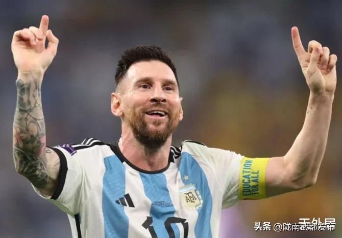 你好球王梅西纪录片,球王梅西一身休闲装