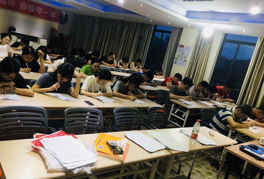 文科专业排名前十强大专业,中国十大本科专业排名