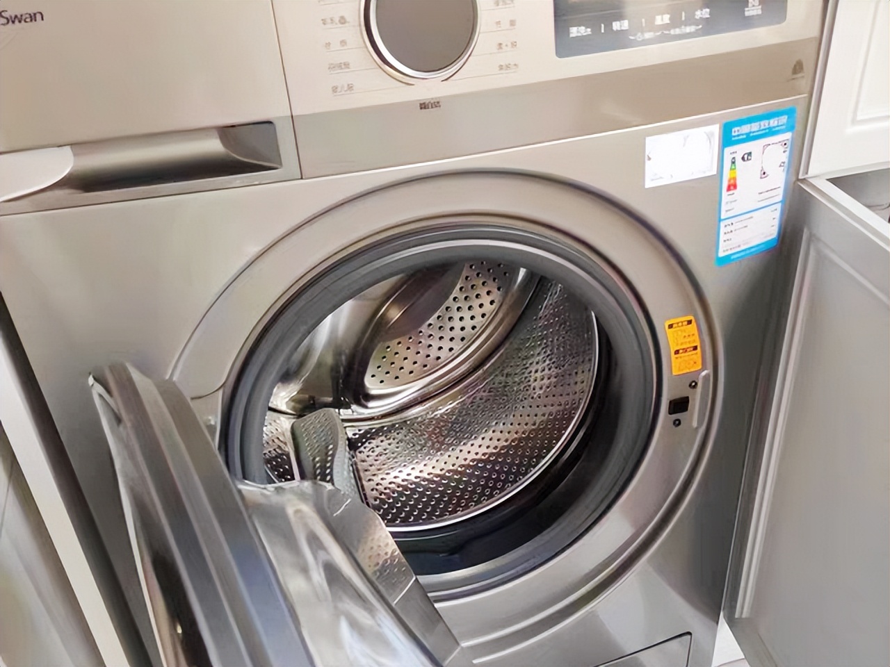 一看就明白滚筒洗衣机的优缺点,为什么现在都买滚筒洗衣机