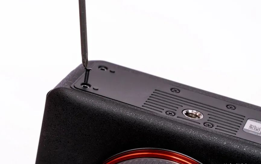 又来搞事情了！索尼α1硬核拆机