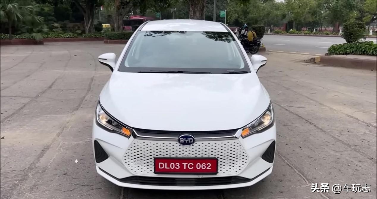 e6比亚迪新能源汽车,纯电动比亚迪e6不容忽视的亮点