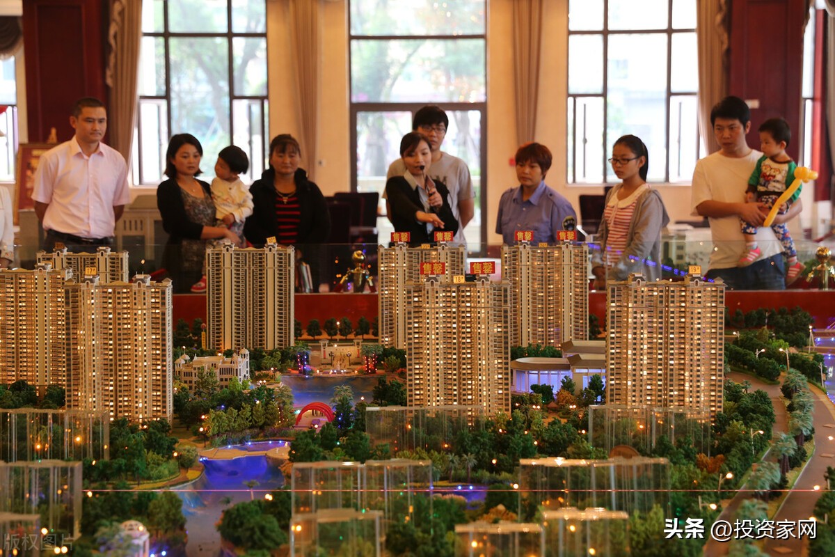 售楼小姐一个月卖几套房,售楼小姐真的很漂亮吗