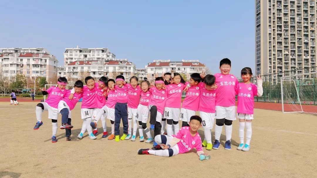 放飞梦想|二年级组率先打响杭州春晖小学第一届校园足球联赛