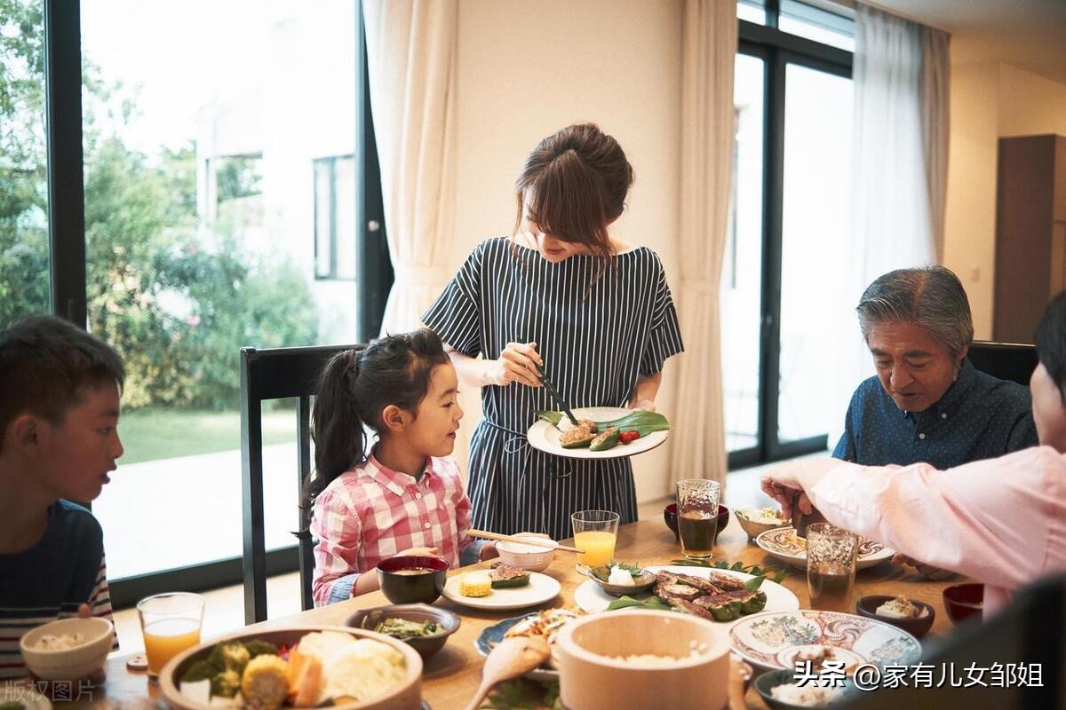 一个人穷游中国坐车去婆婆家,提前结束旅行回家