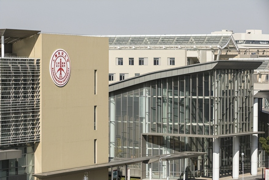 唯实求真协力创新校训,中国科学院大学创新实践