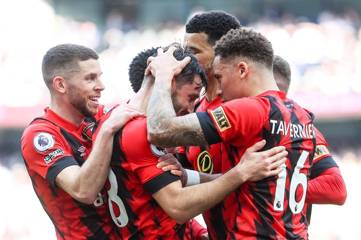 英超利物浦vs热刺前瞻,英超前瞻利物浦vs狼队难挡攻势