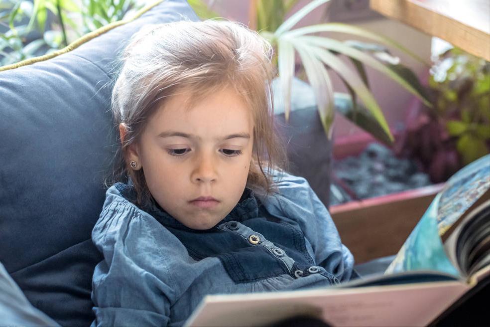 孩子阅读读什么书比较好,孩子读什么书能提高阅读能力