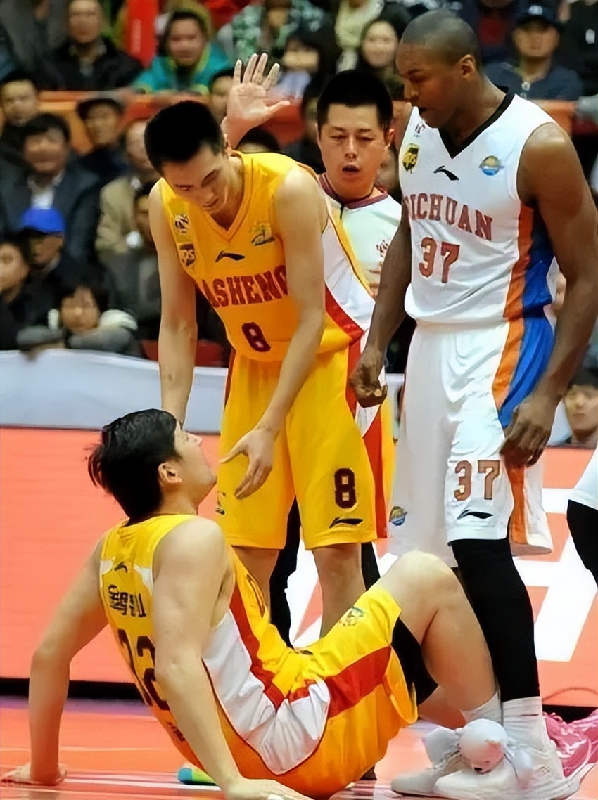 nba球星奇葩签名球鞋,nba奇葩鞋子