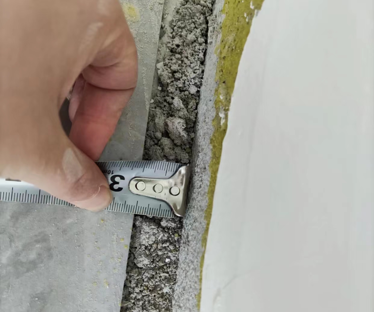 装修一些小坑怎么修补,装修好了如何补救多余的孔