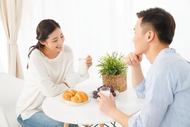 男朋友为你做的12件事,男朋友做这三件事证明很爱你