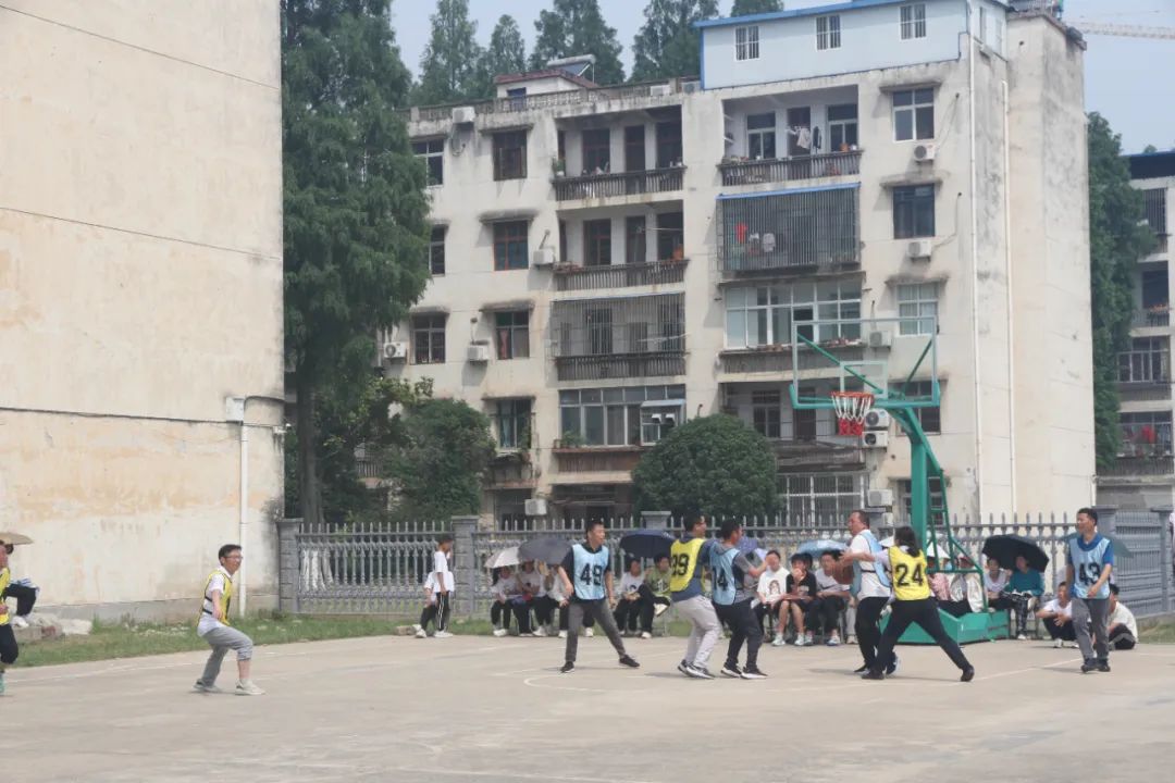 历山中学运动会,厉山镇中心小学秋季运动会开幕式