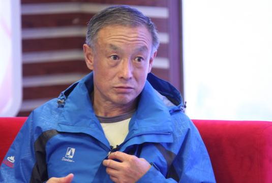 从截肢患癌到比肩姚明,还被吴京拍成电影,他是中国最牛的老头?