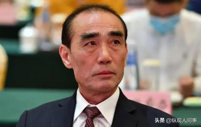 年入200亿零食公司,从年入200亿到亏损5亿