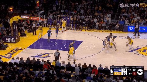 湖人勇士g4全场沃克多少分,湖人vs勇士g4第四场沃克