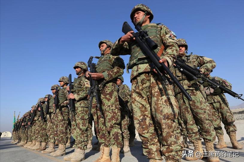 澳门回归前,富商马万祺提醒“必须有驻军”,中央回复:放心