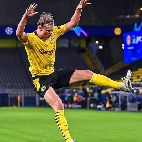 足球5大豪门排名,十大顶级足球豪门球员排名