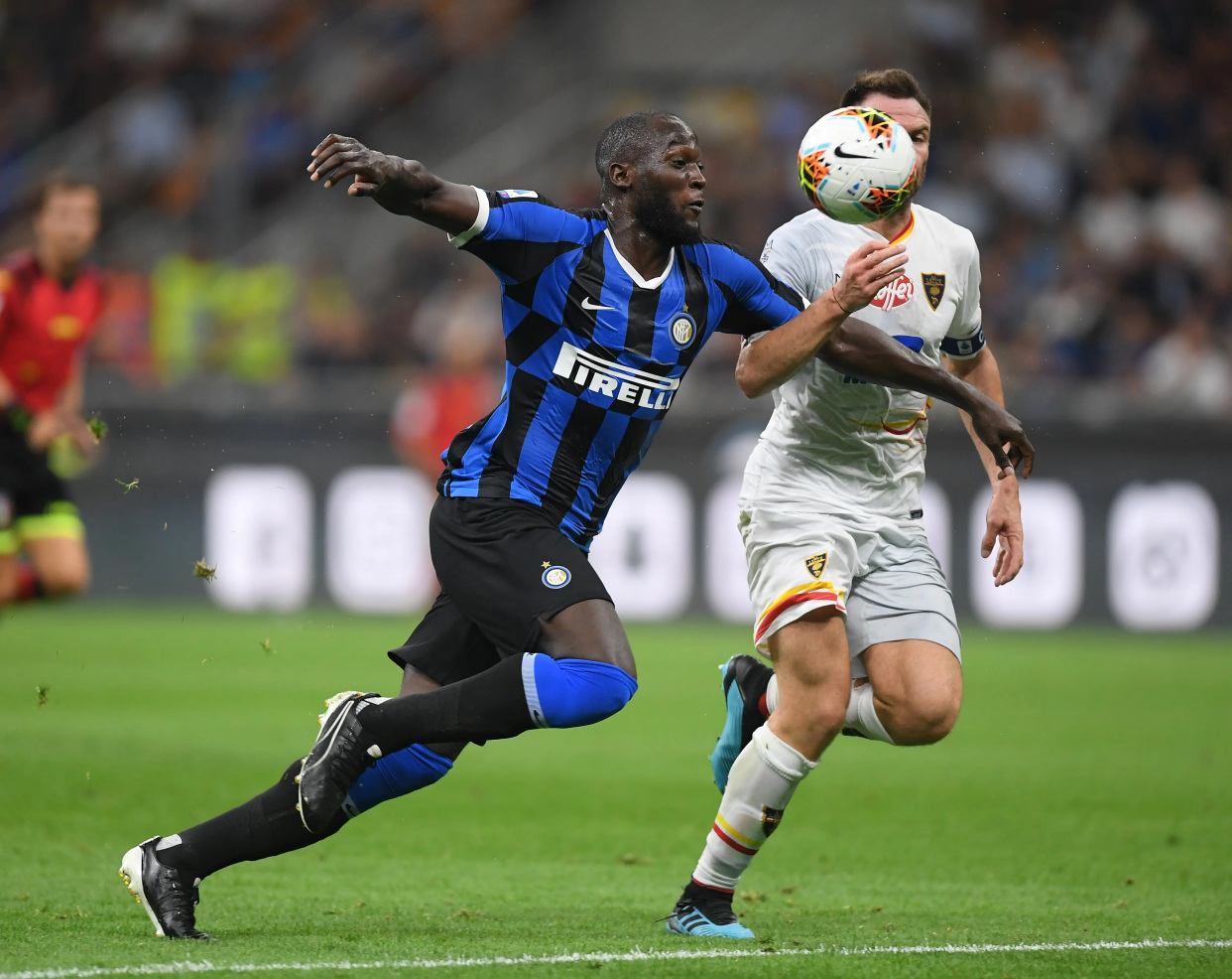 绫冲叞瓒崇悆灏戝勾澶╂墠,绫冲叞澶╂墠鐞冨憳