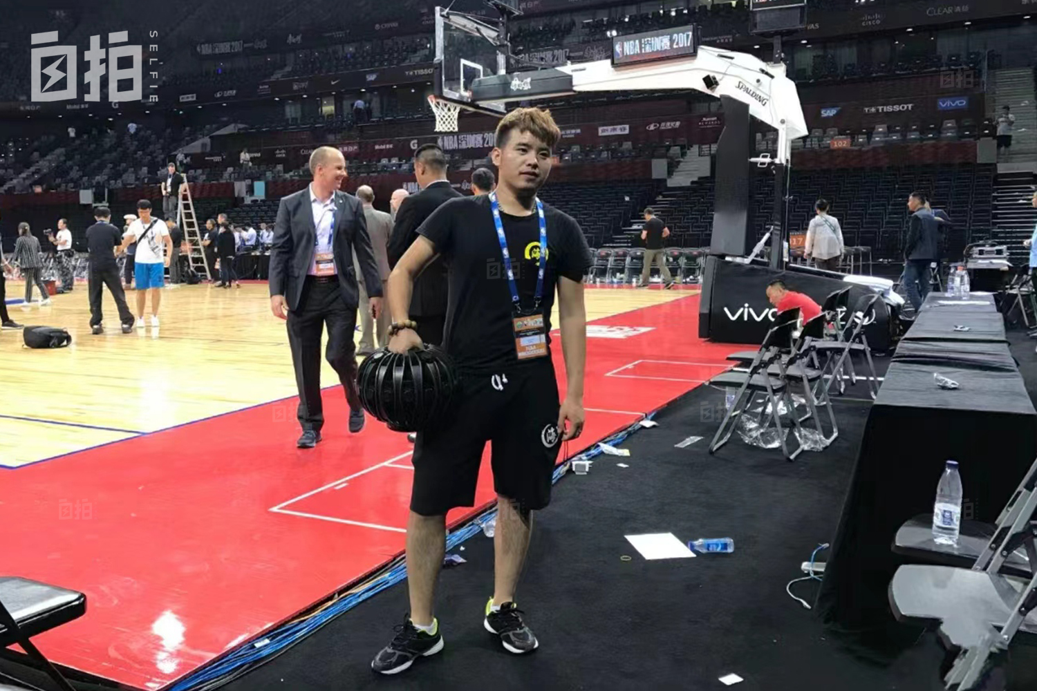 我，电焊工，去横店当群演，重新爱上学习，花光存款出国留学