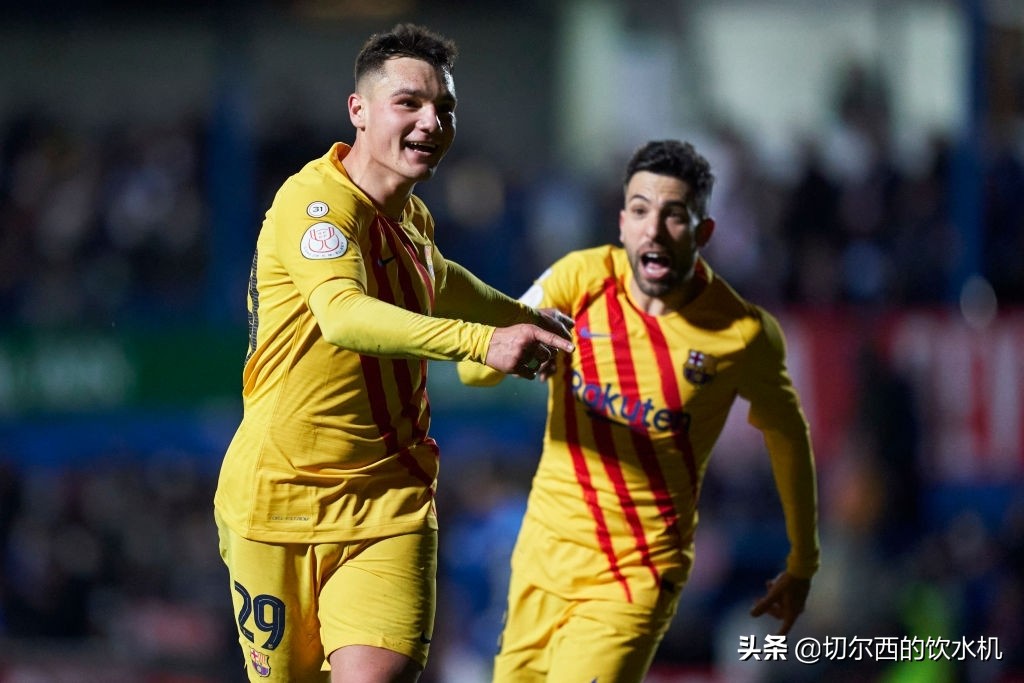 巴萨挺进国王杯4强,1比4逆转巴萨